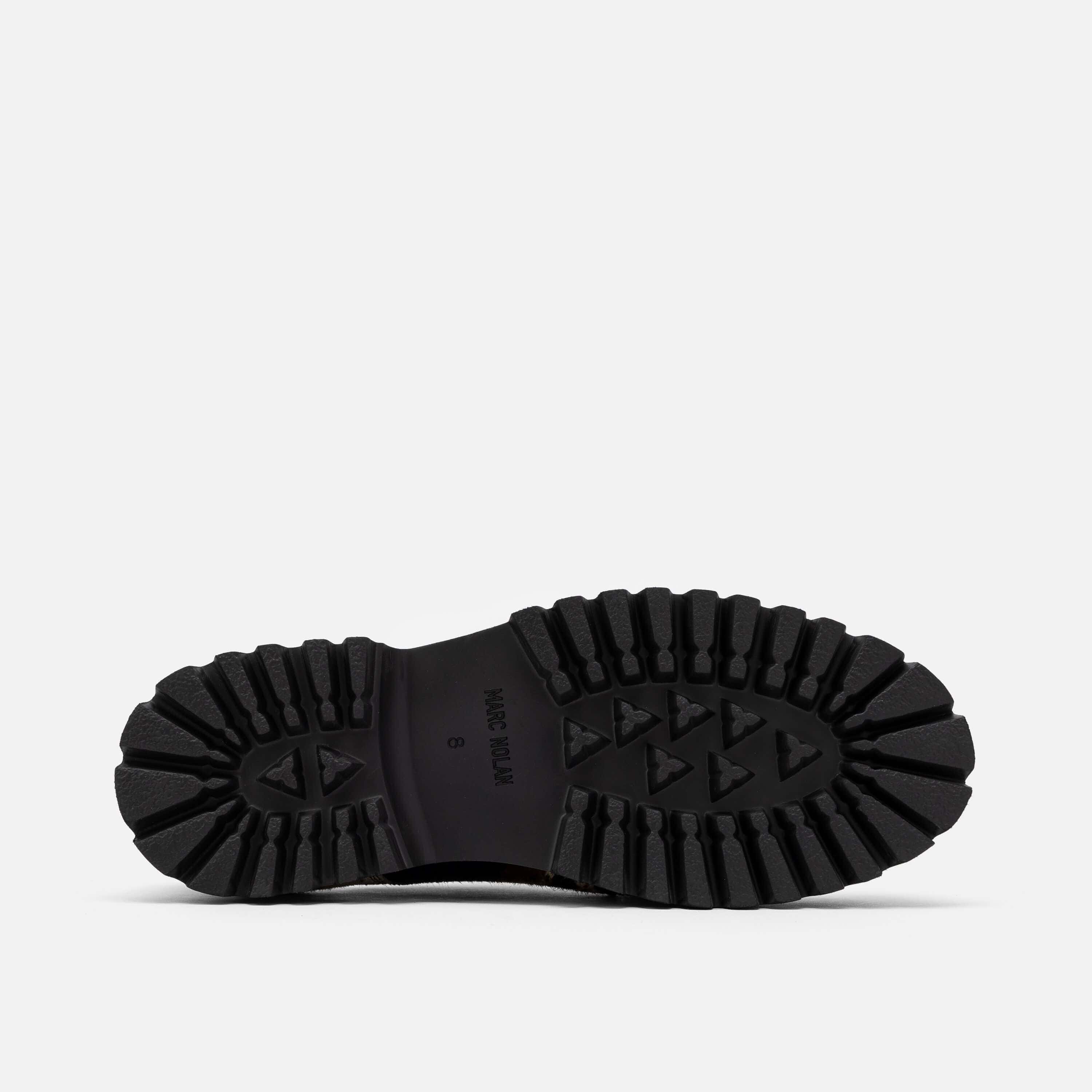 Luca Dark Horse Lug Derbys - Image 6