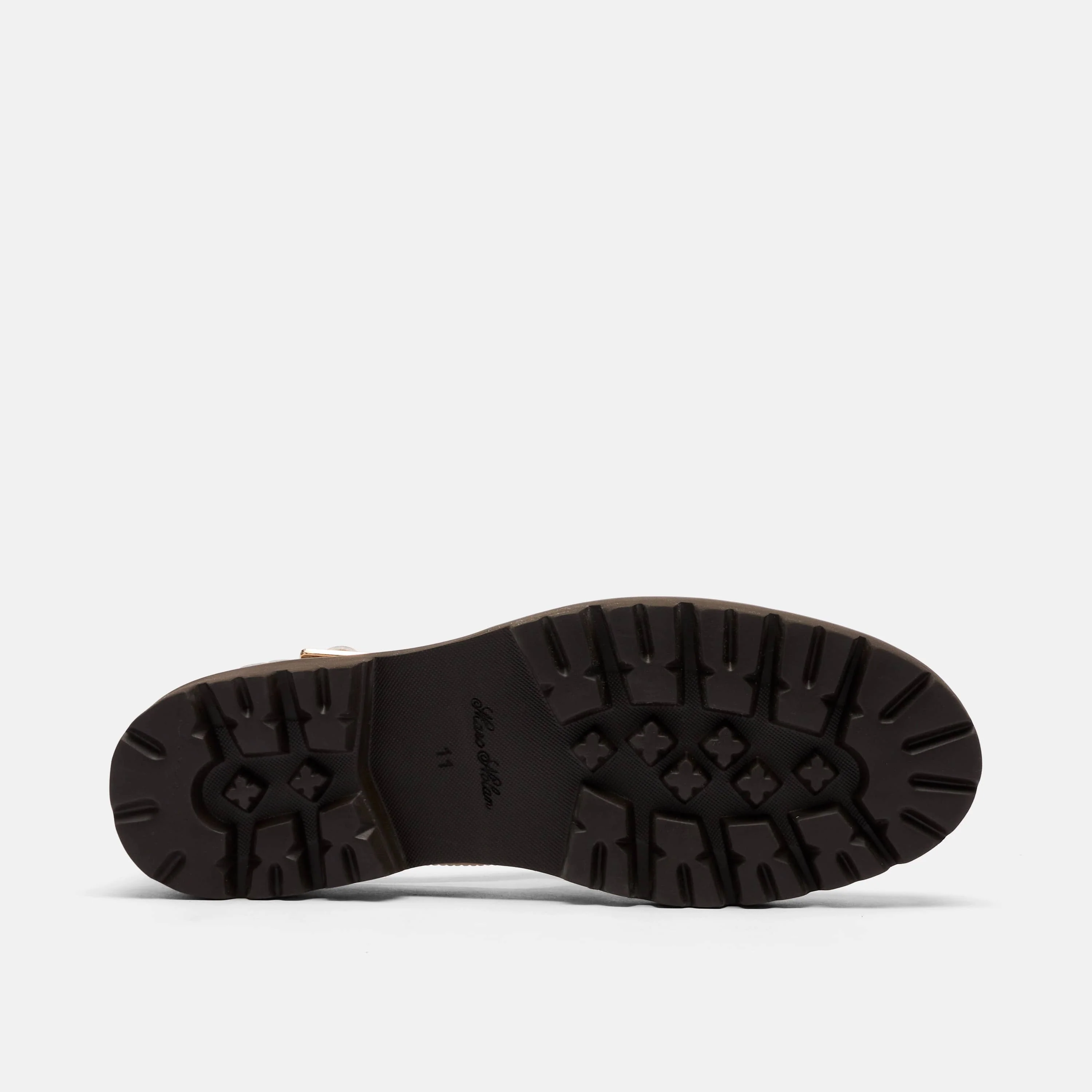 Magellan Cream Crocskin Leather Lug Fisherman Sandals - Image 6